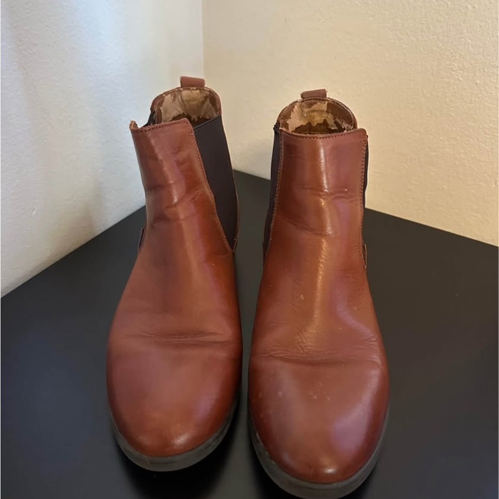 Women’s Brown Leather Chelsea Boots